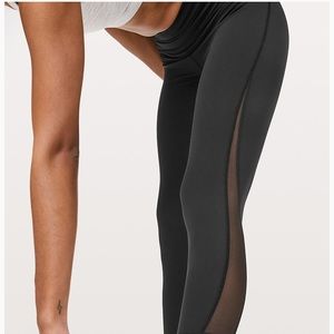 NWT lulu lemon Train Times Crop